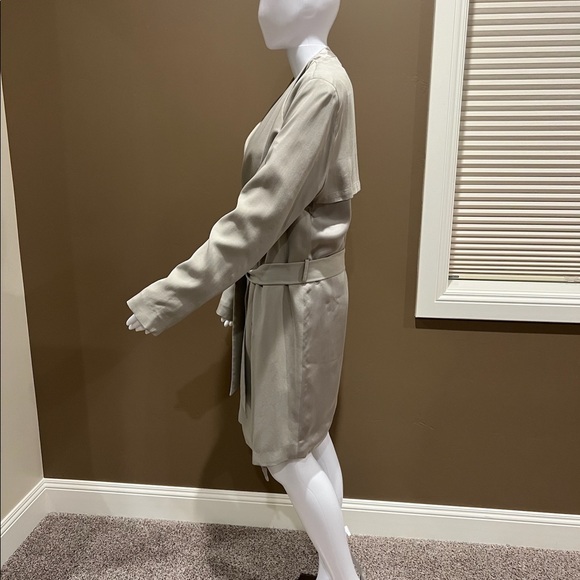 Jacket - Picture 3 of 5